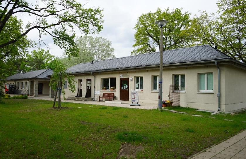 Eine Außenaufnahme des Hauses des IBZ Königsheide.